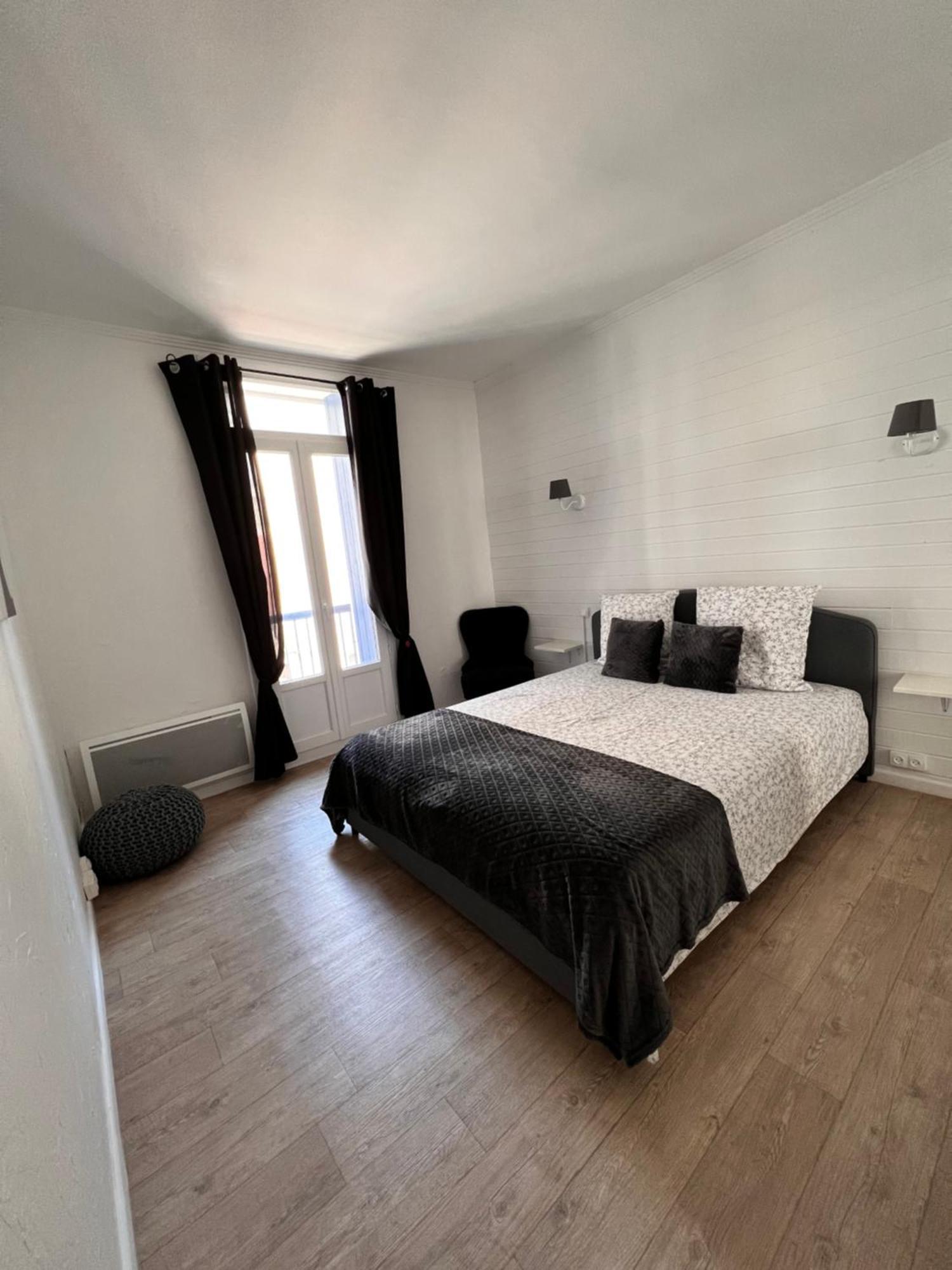 Gorgeous Town House Villa Narbonne Exterior photo